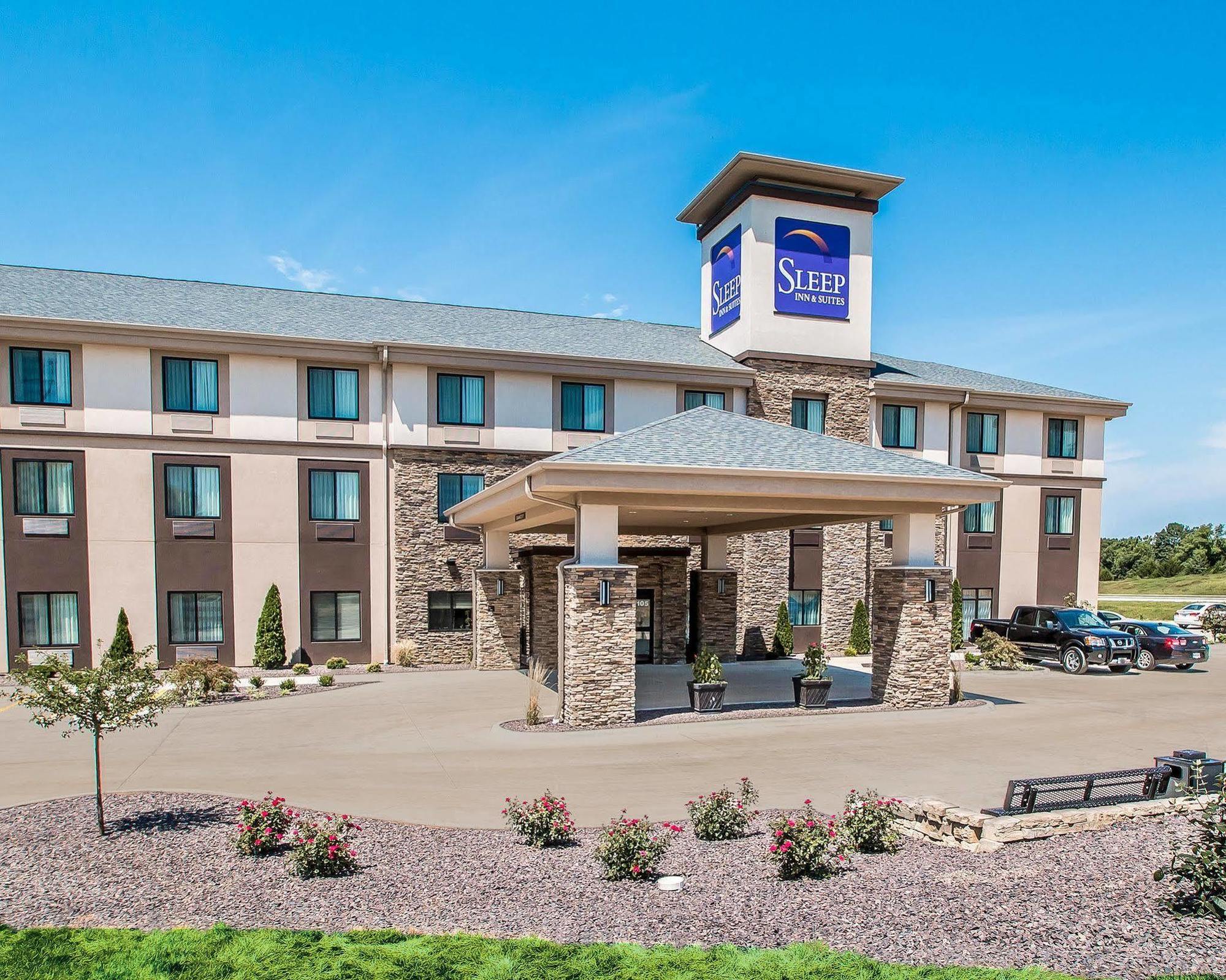 Sleep Inn & Suites Hannibal Exterior photo